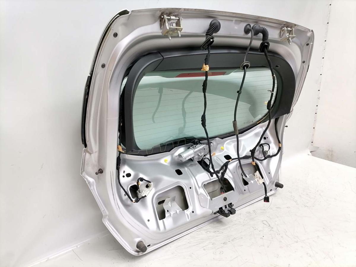 Ford Fiesta MK7 original Heckklappe mit Heckscheibe Polar Silber Metallic Bj.2018